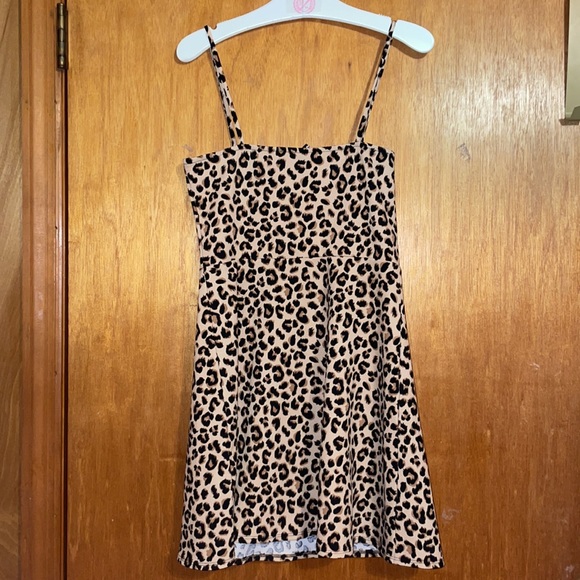•H&M DIVIDED•NWOT LEOPARD SPAGHETTI STRAP SUMMER DRESS SIZE 6. - Picture 5 of 5